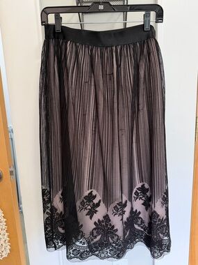 Lacey full skirt